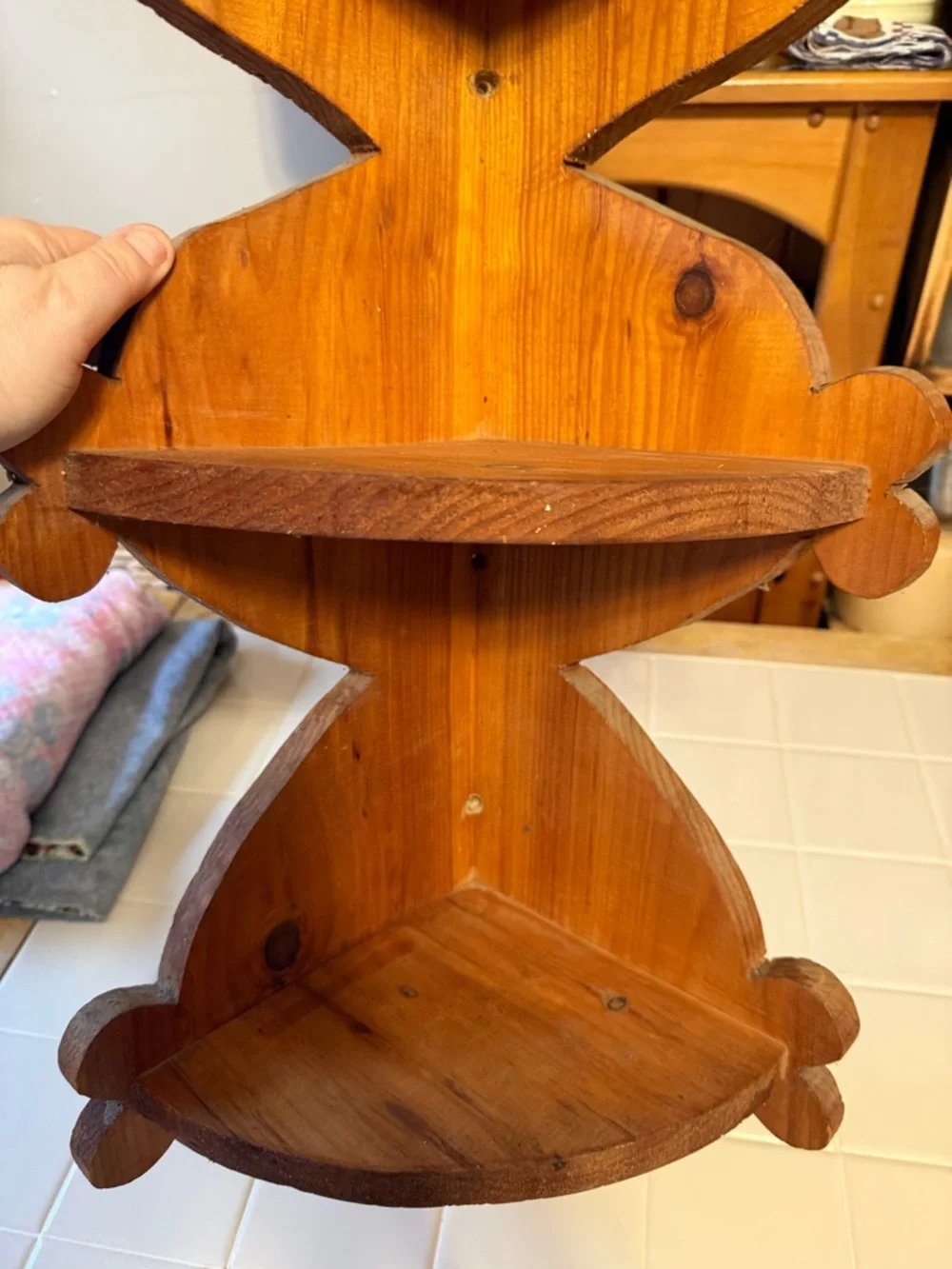 vintage-style wooden 3-tier corner shelf